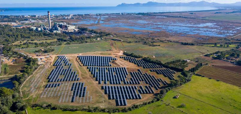 Endesa impulsa la transición energética en Baleares con la construcción de su planta solar más grande en la región