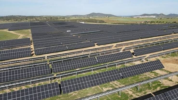Alter Enersun obtiene financiación superior a los 60 millones de euros para proyectos de hibridación en Extremadura