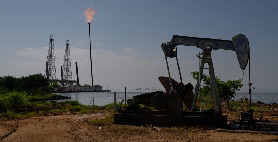Empresa estadounidense PCEC anuncia inyección de 3.500 millones de dólares para reactivar campos petroleros en Delta y Cabimas