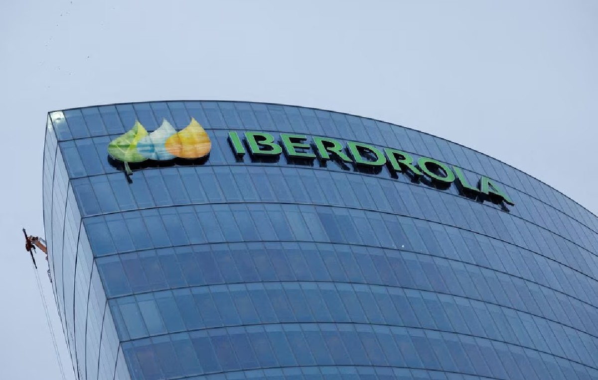 Iberdrola incrementa la disponibilidad de accesos para su muestra conmemorativa en Madrid tras alta demanda