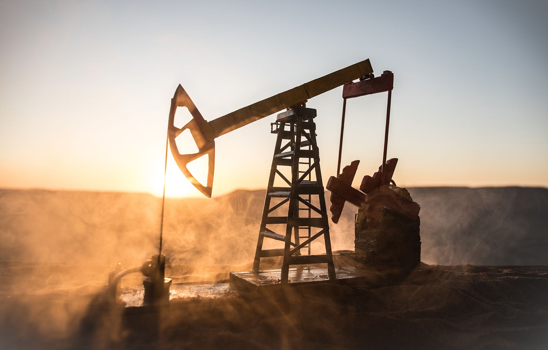 España plantea un gravamen europeo a las petroleras para financiar la resiliencia climática