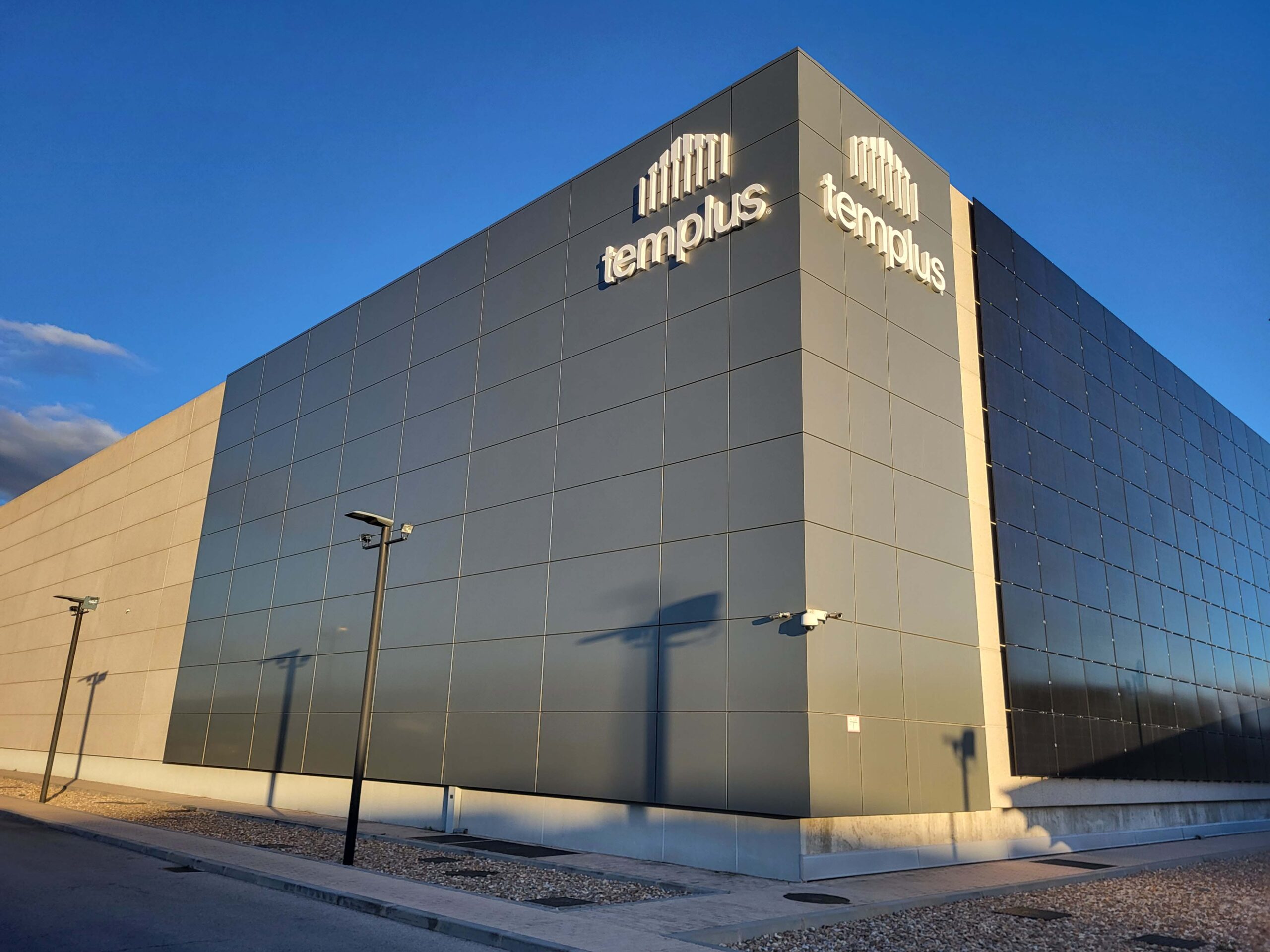 Templus exige la retirada del proyecto de Real Decreto sobre centros de datos y advierte sobre severos impactos económicos
